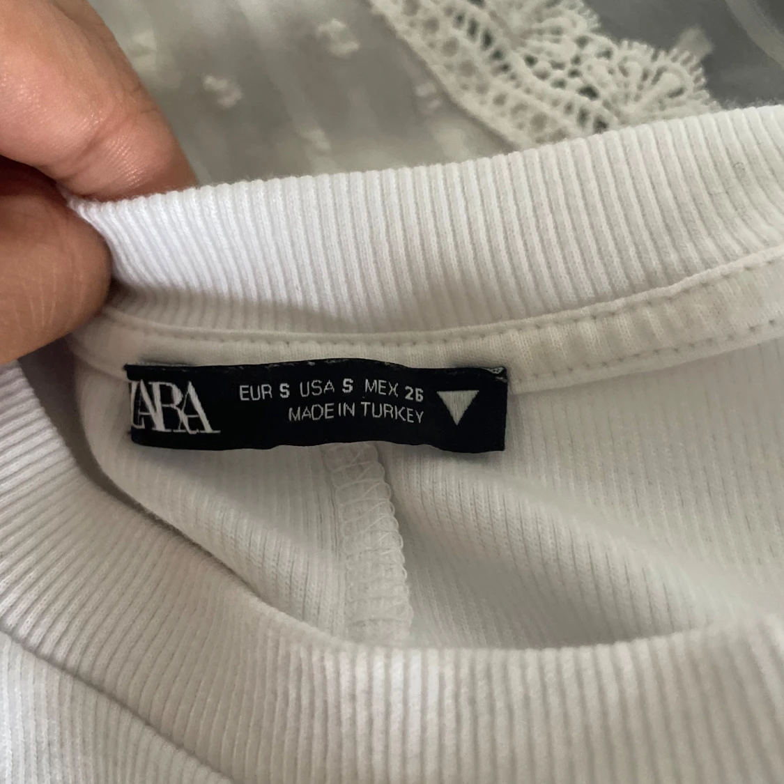 Vit blus ifrån Zara - 91