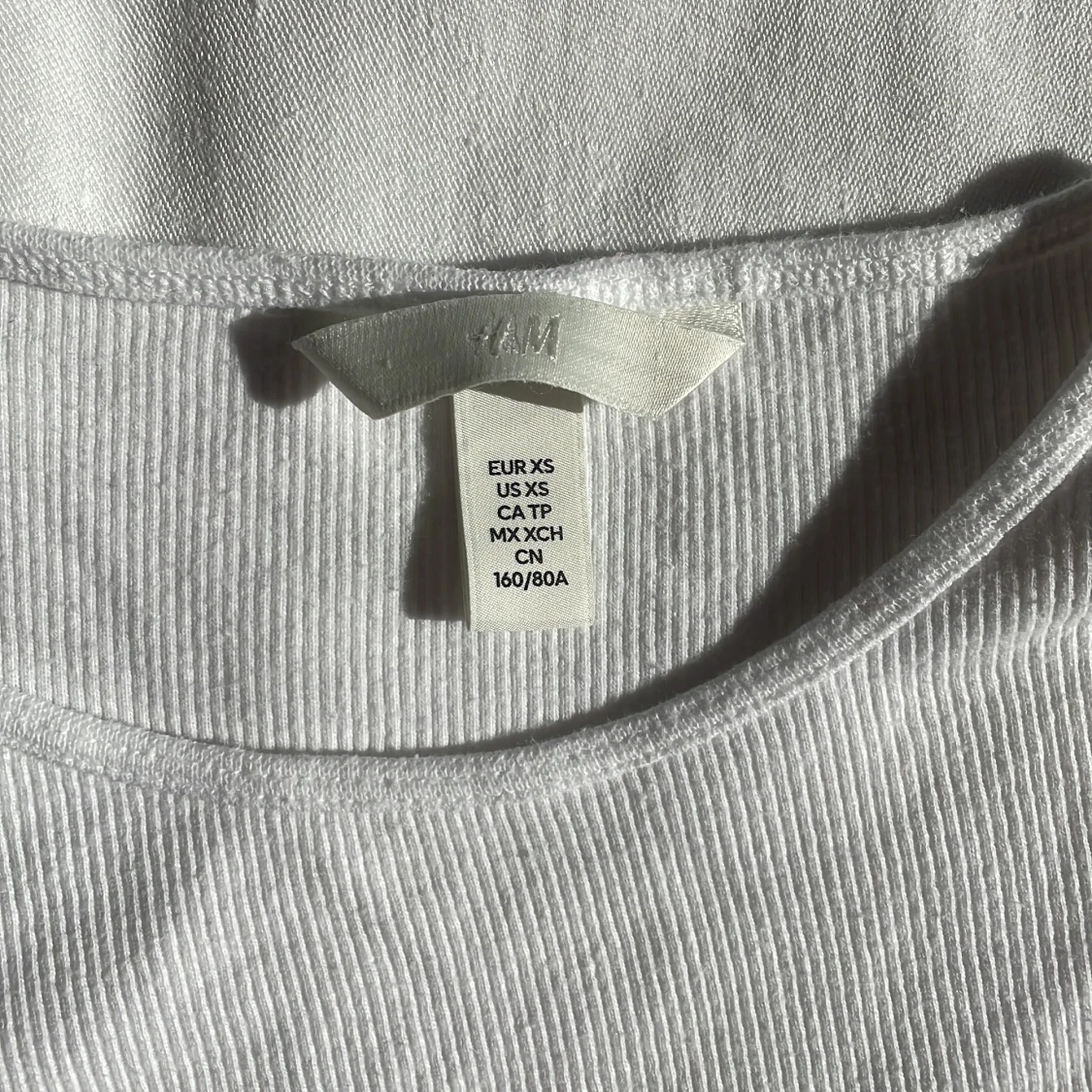 Tajt tröja från HM🤍 - 90