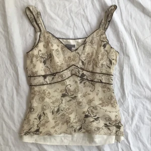 Vintage topp - Står ej storlek men skulle säga XS-S