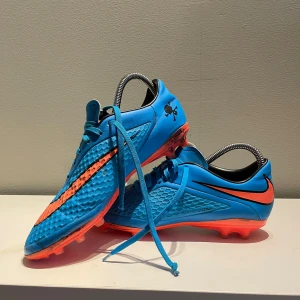Nike hypervenom  - 6,5/10  Hör av vid fler frågor, pris kan diskuteras!