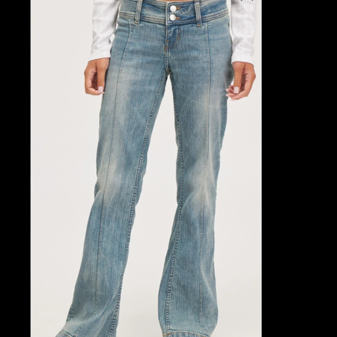 Lågmidjade bootcut jeans 