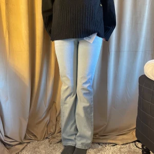 Lågmidjade jeans  - Helt oanvända i storlek 24/32 