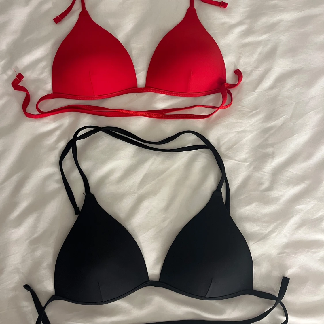 Röd och svart push up bikini