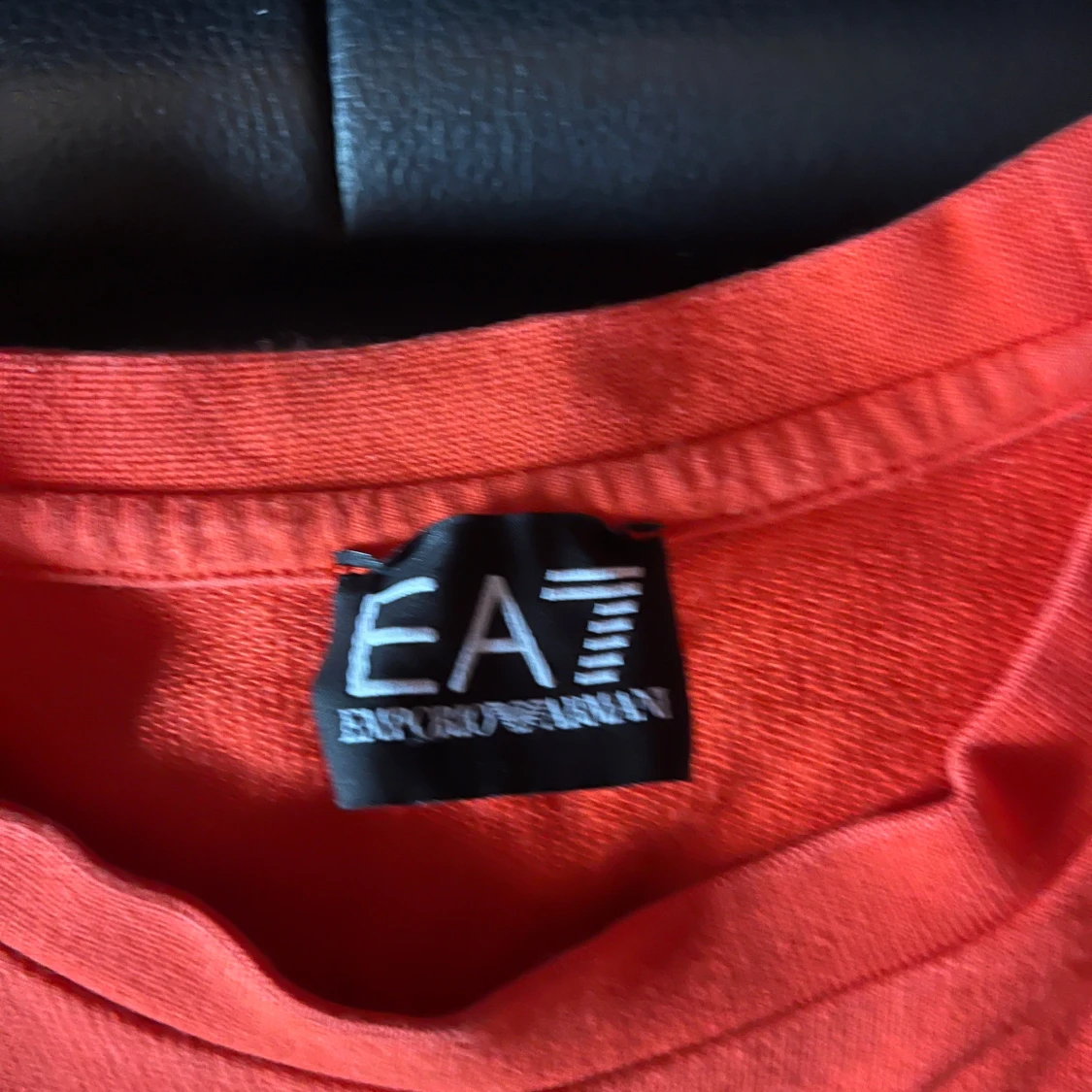Röd tröja från Emporio Armani - 2