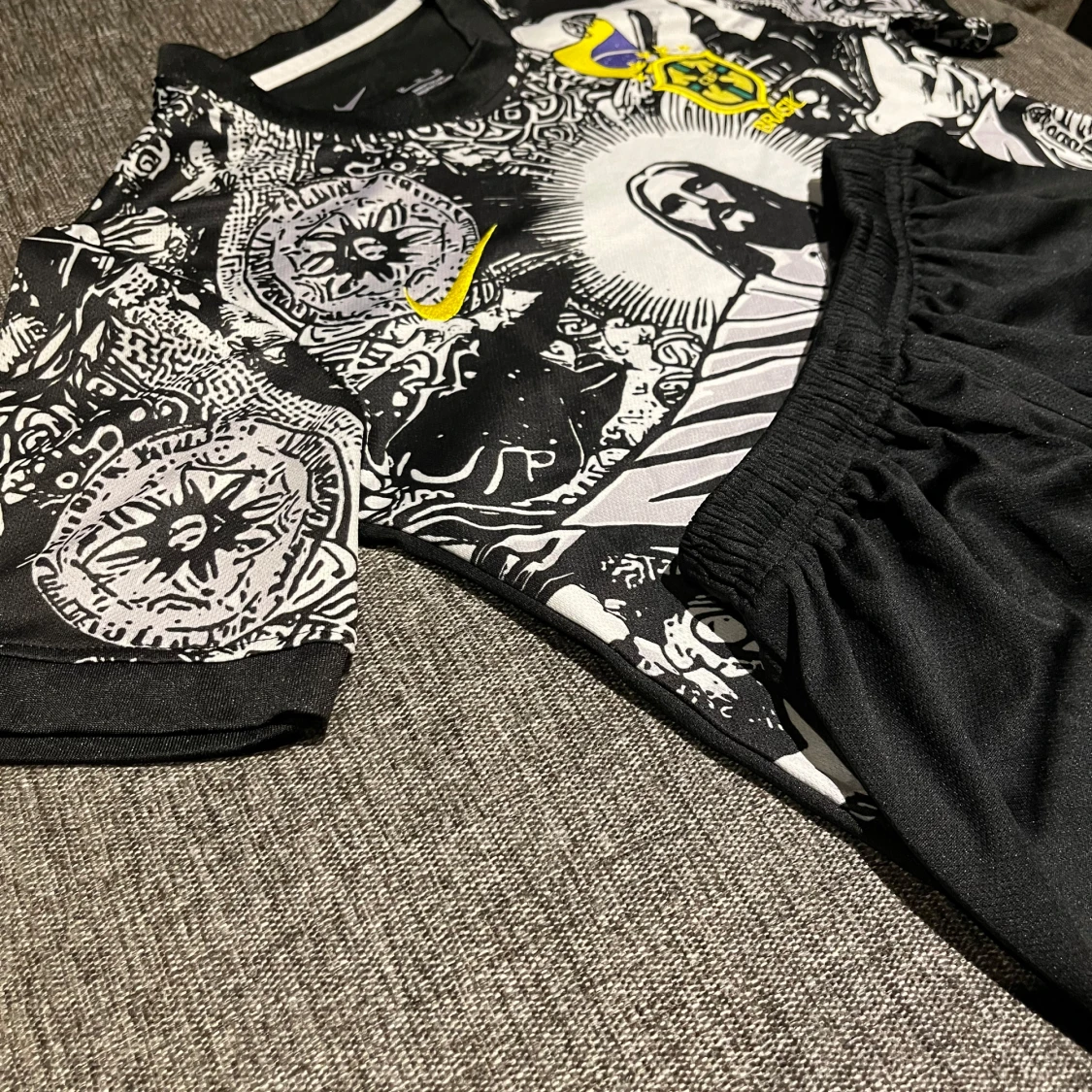 Svart och vit fotbollströja från Nike - 3