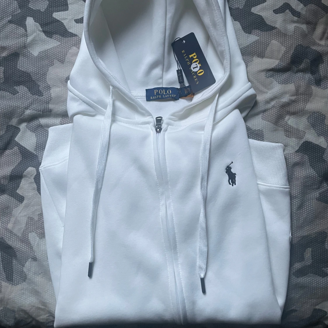 Vit hoodie från Polo Ralph Lauren