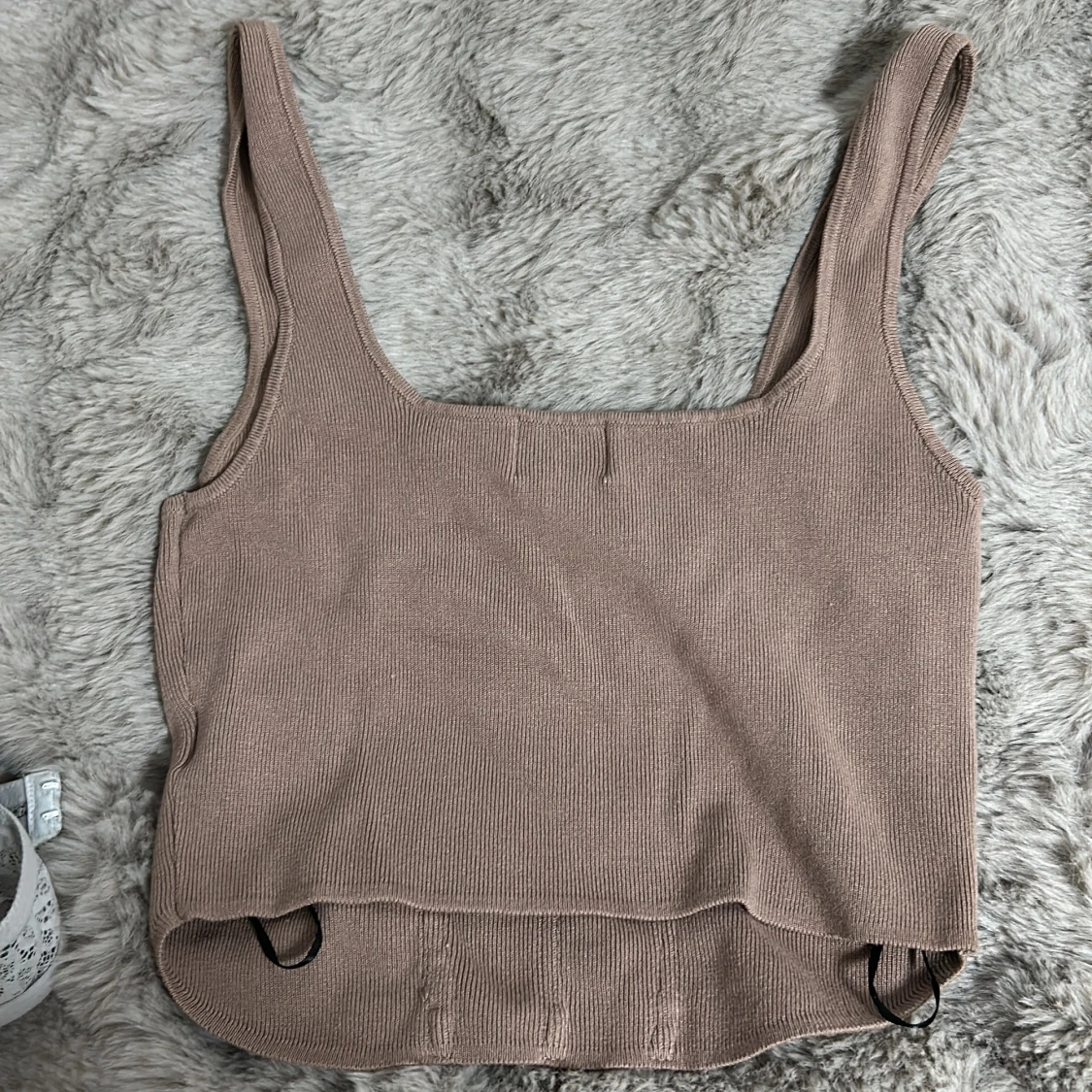 Beige ribbad linnetopp från H&M - 2