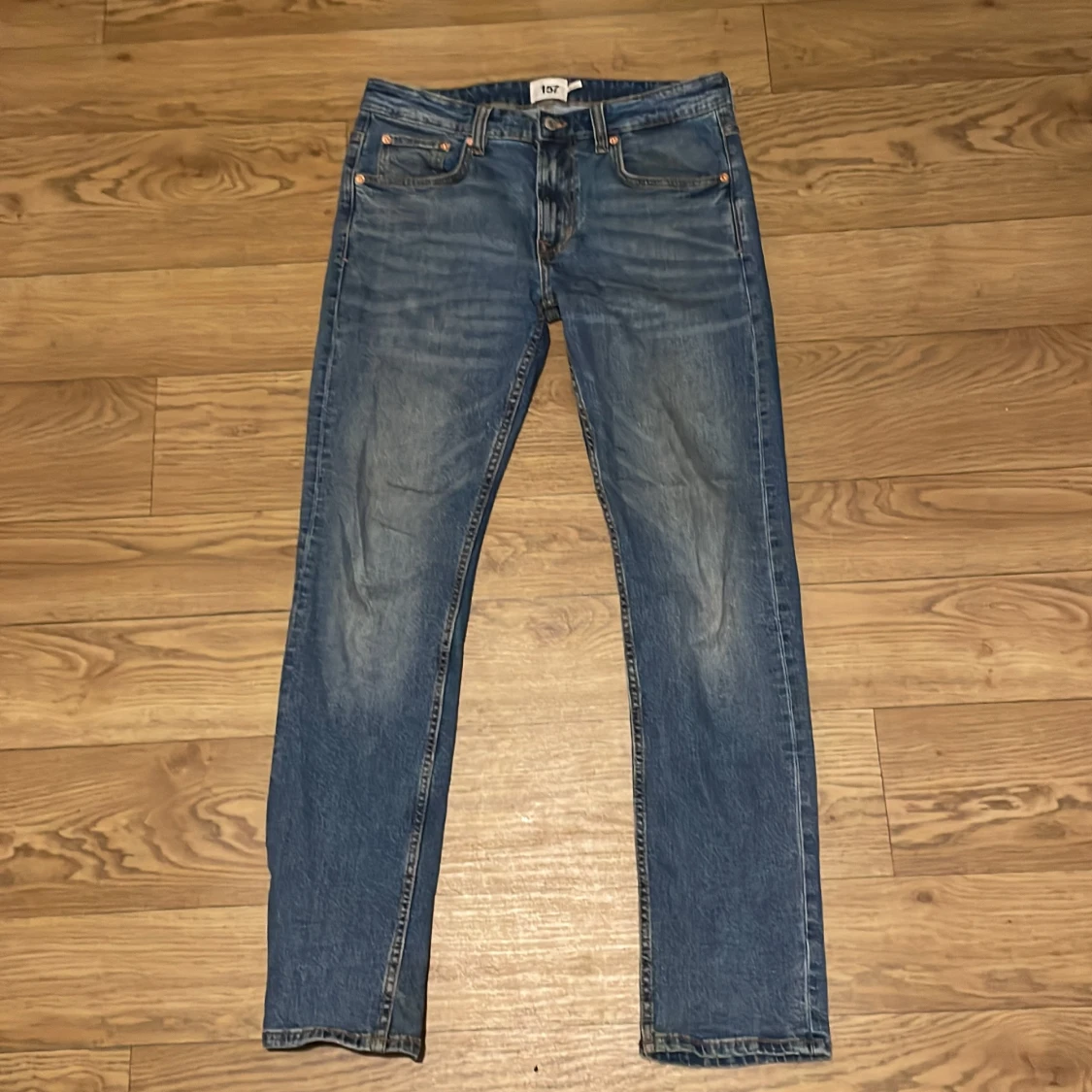 Blå jeansbyxor från 157