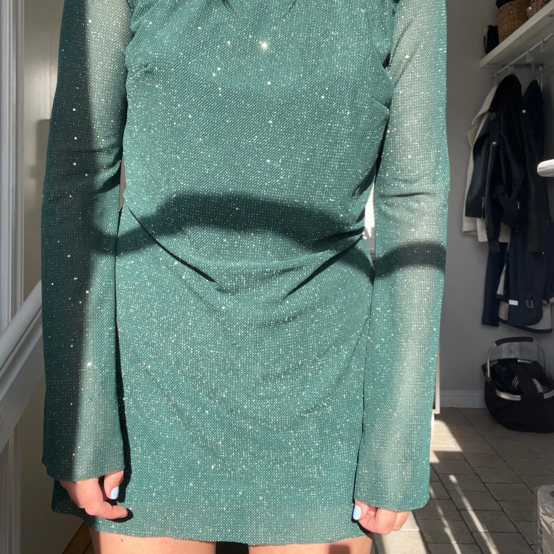 Skimrig klänning - 93