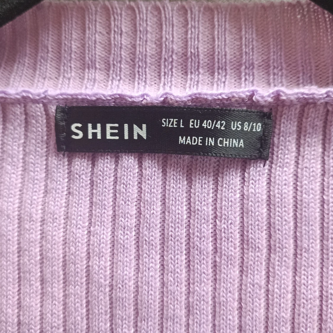 Lila ribbad tröja från SHEIN - 91