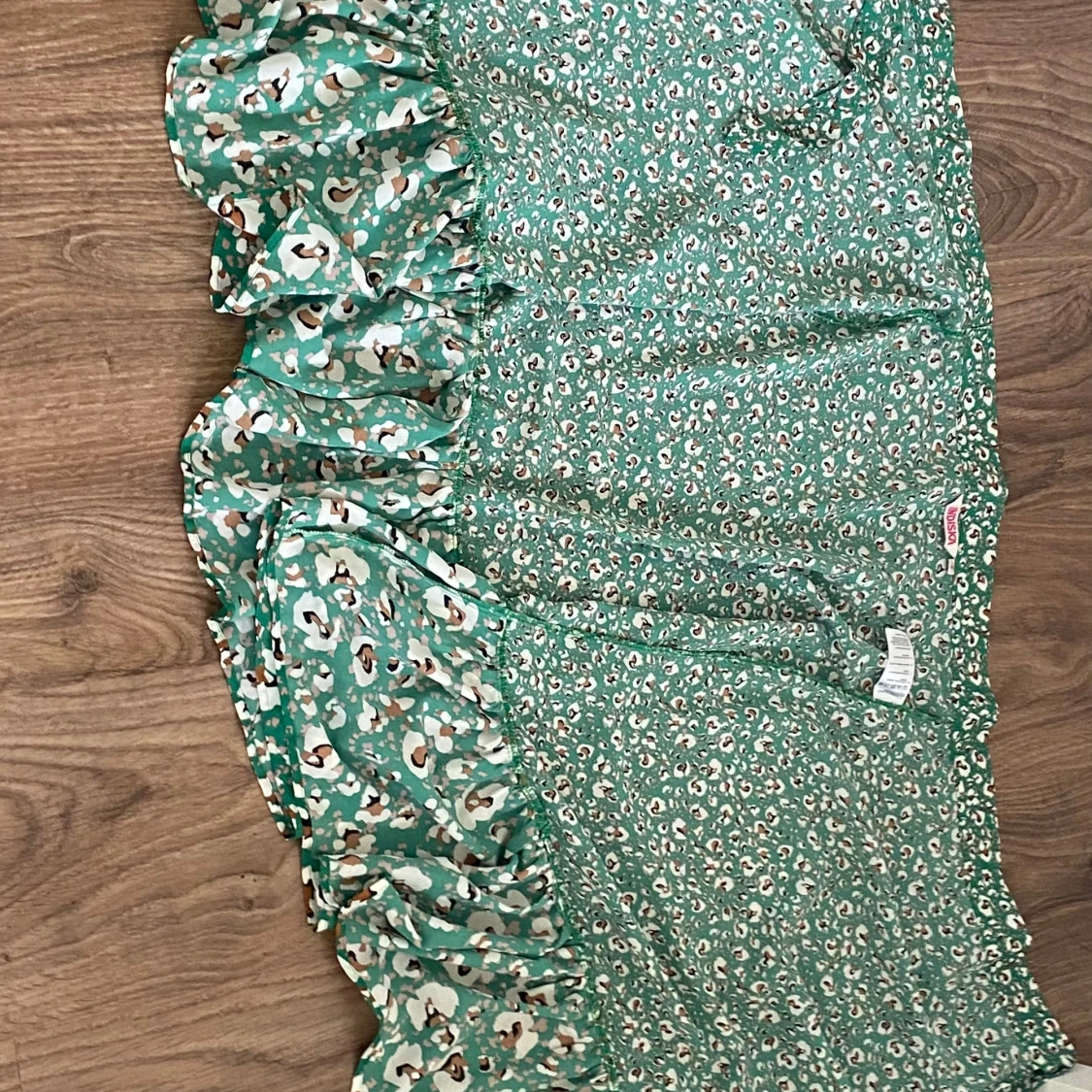 Grön blommig kjol - 90