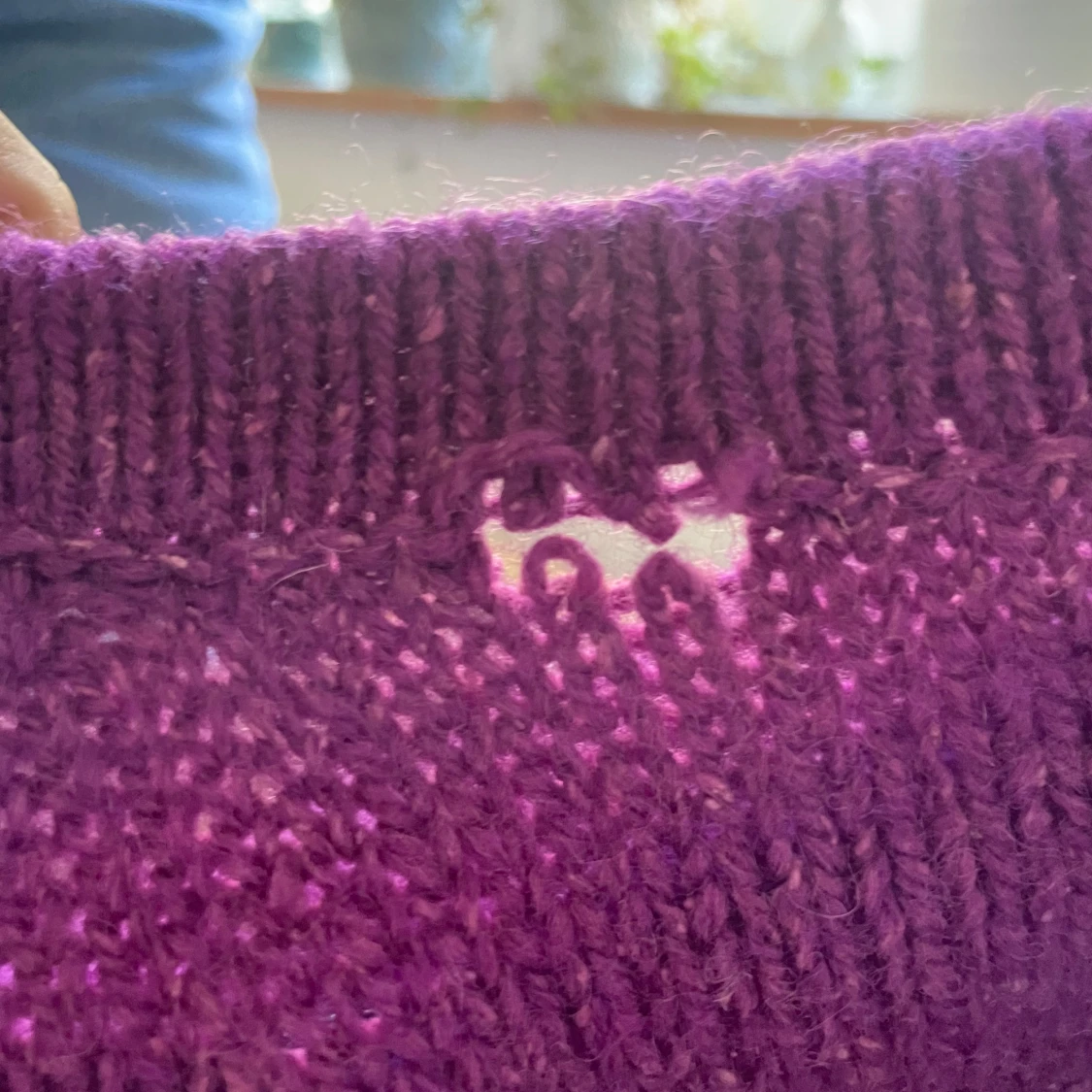 Lila stickad tröja - 92