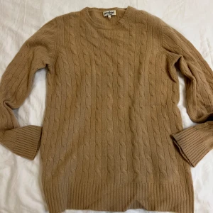 Cashmere tröja - Cashmere tröja från Soft goat i storlek L men passar även M!