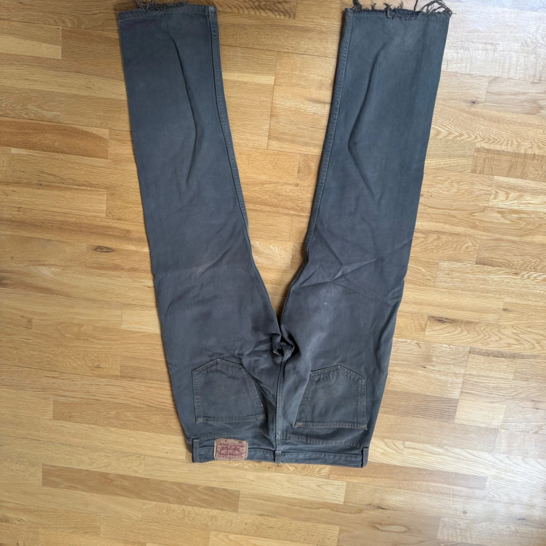 Gröna Levis 501 jeans med fransar - 1