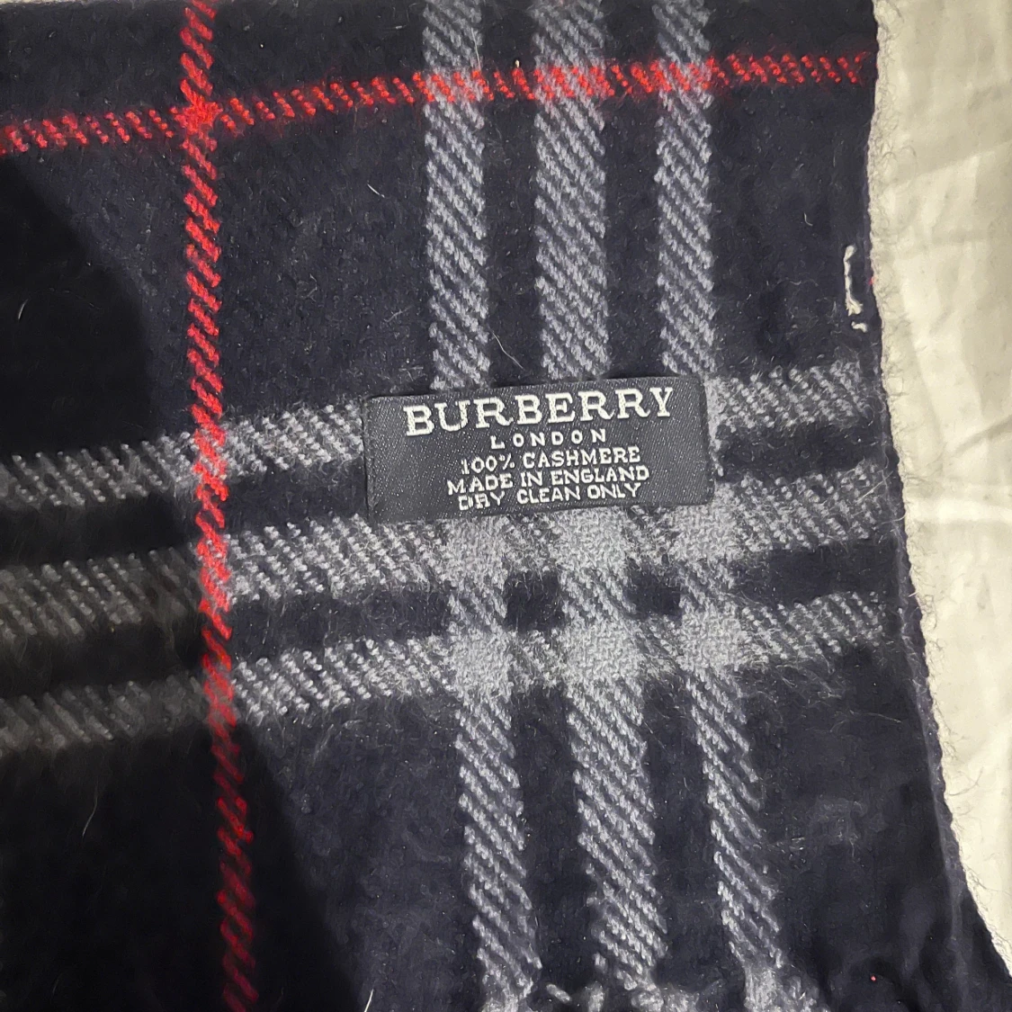 Burberry två st navy 
