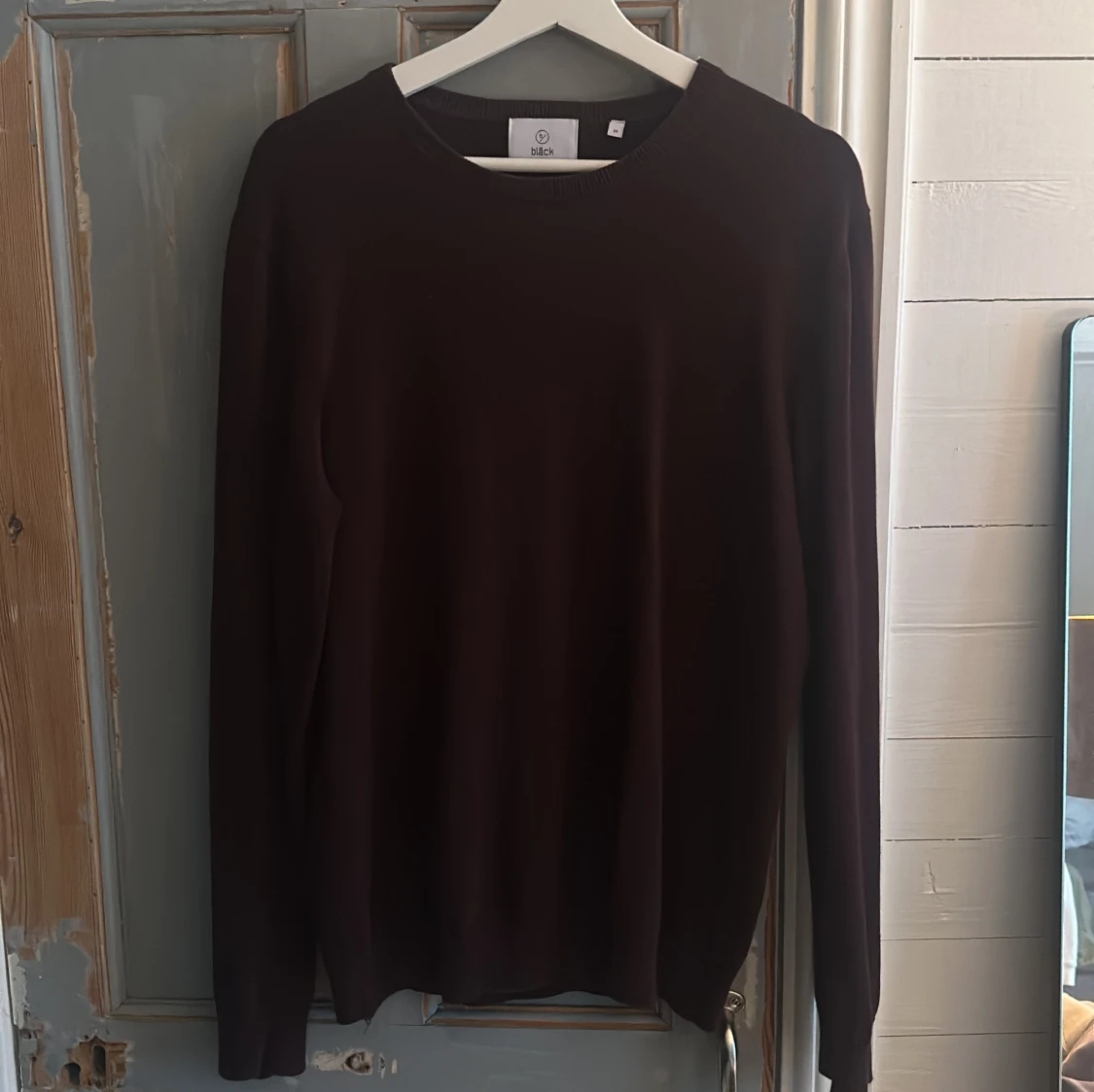 Vin röd tröja från Black