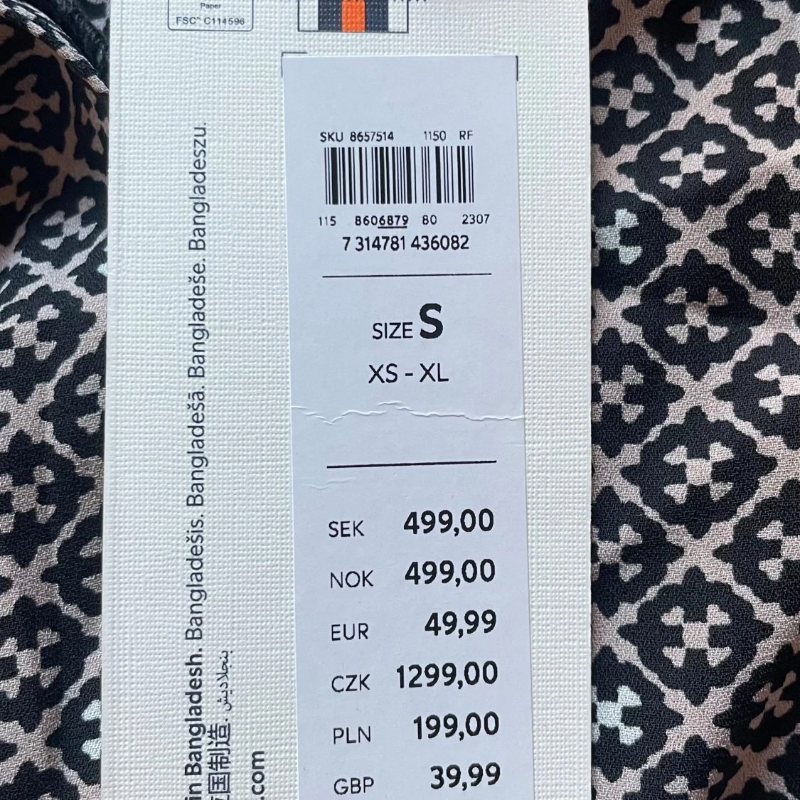 Mönstrad klänning  - 3