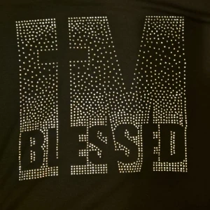 Rinestones tröja - Säljer en svart långärmad tröja med rinestonesss💞❤️‍🔥