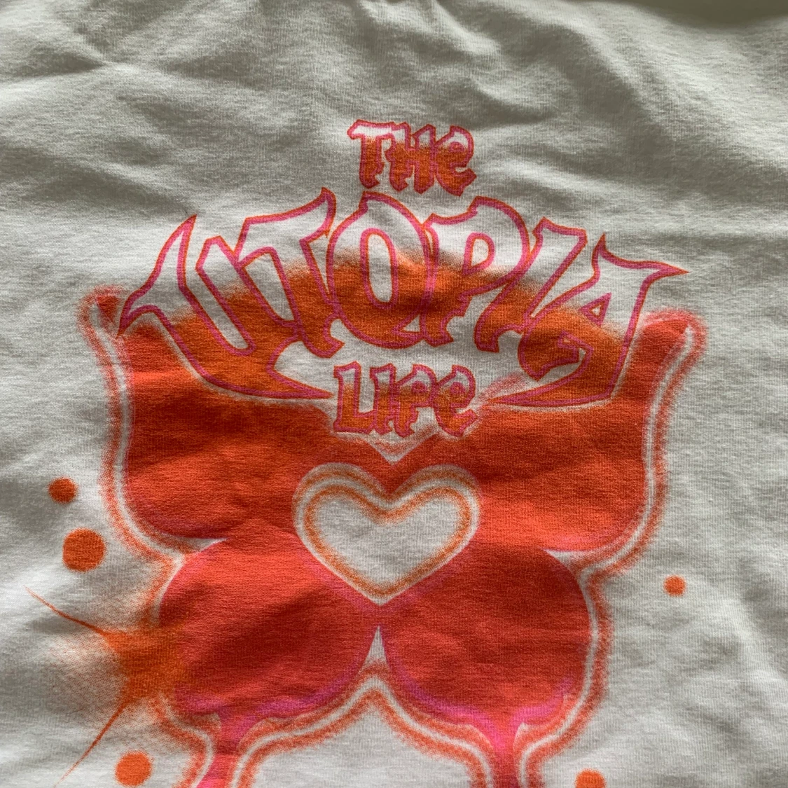 Cropped T-shirt med tryck - 91