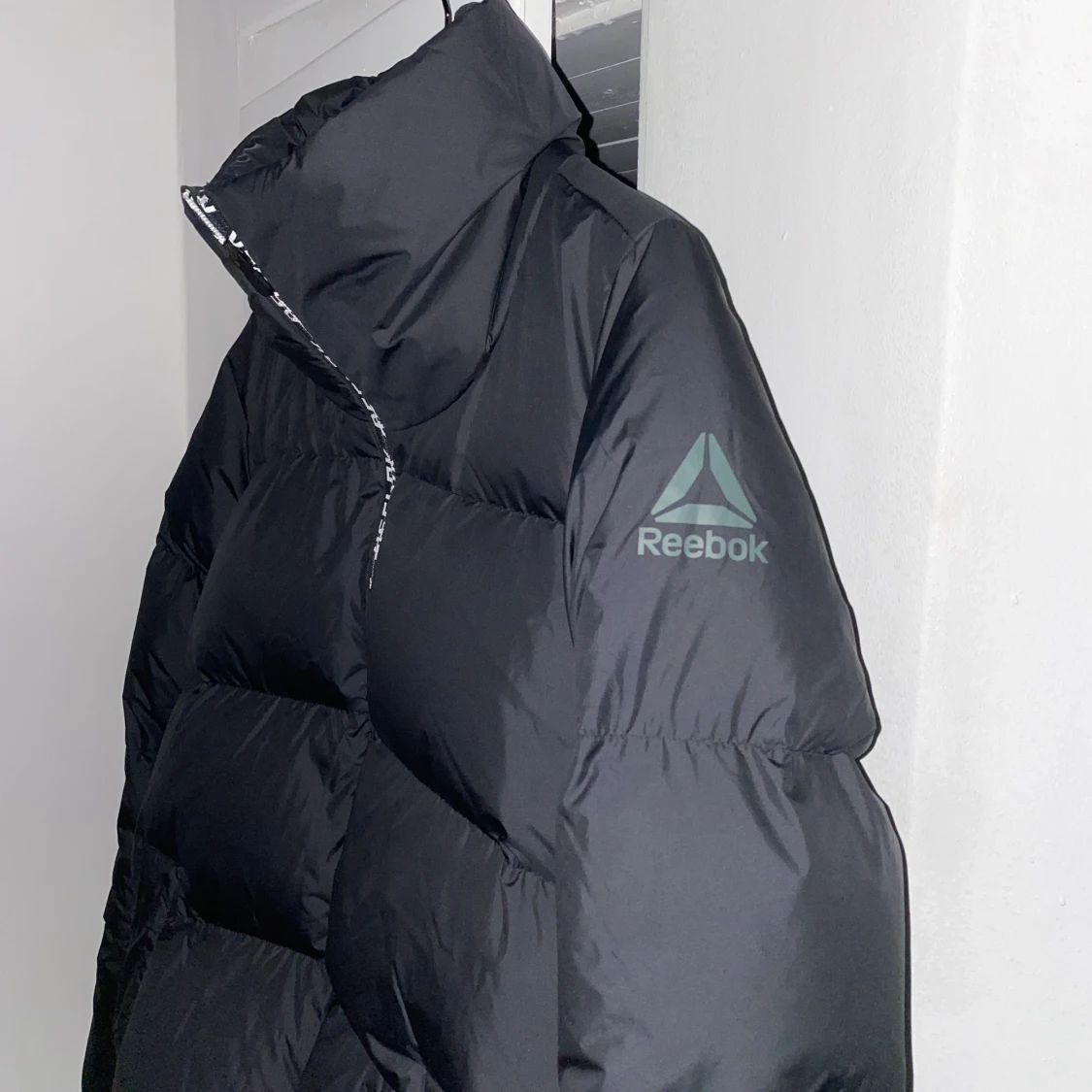 REEBOK vinterjacka strl M - 91