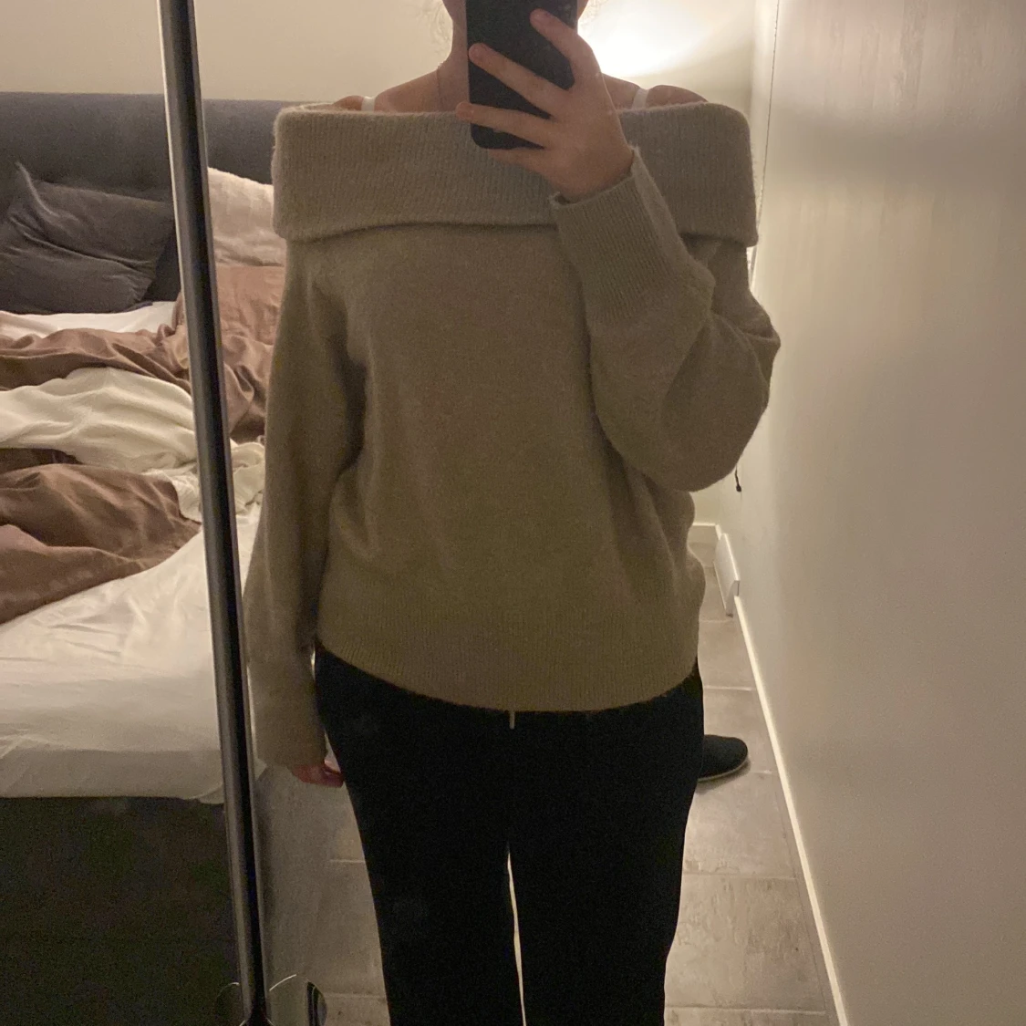 Stickad off shoulder tröja - 91