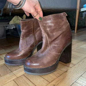 Stövlar - Strlk 39! Fraktar helst!  