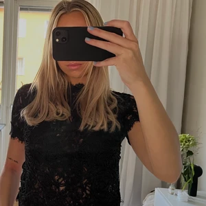 Söt topp från Zara i strl. S - Söt topp från Zara i strl. S