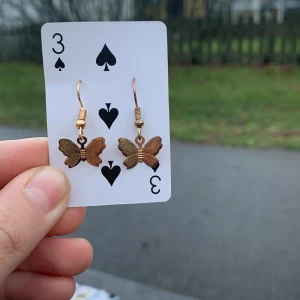 Örhängen  - Fjärils örhängen 