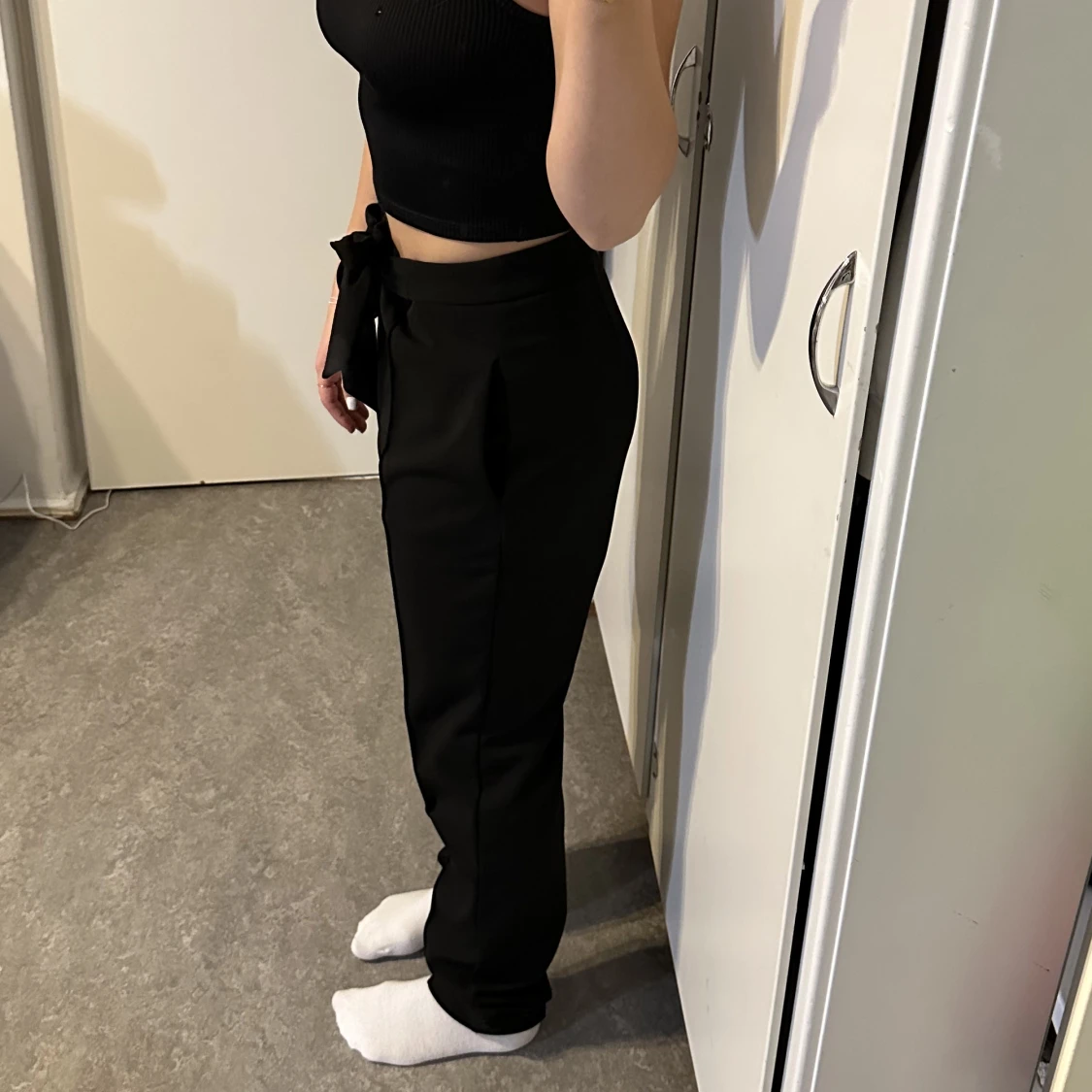 Kostymbyxor med rosett  - 90