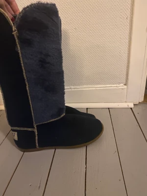 Blå uggs - Coola blåa skor!