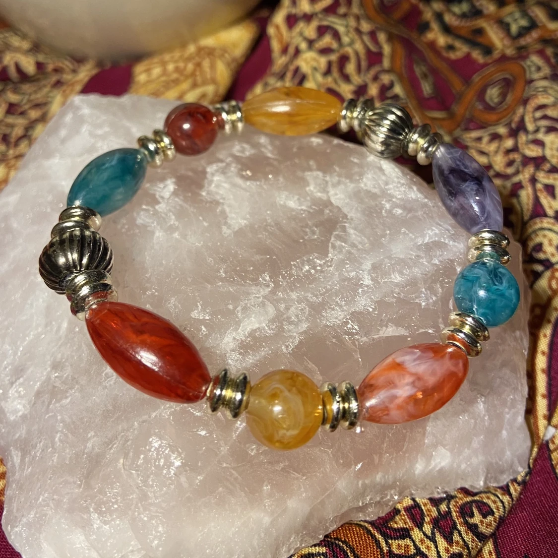 Färgglatt pärlarmband - 90