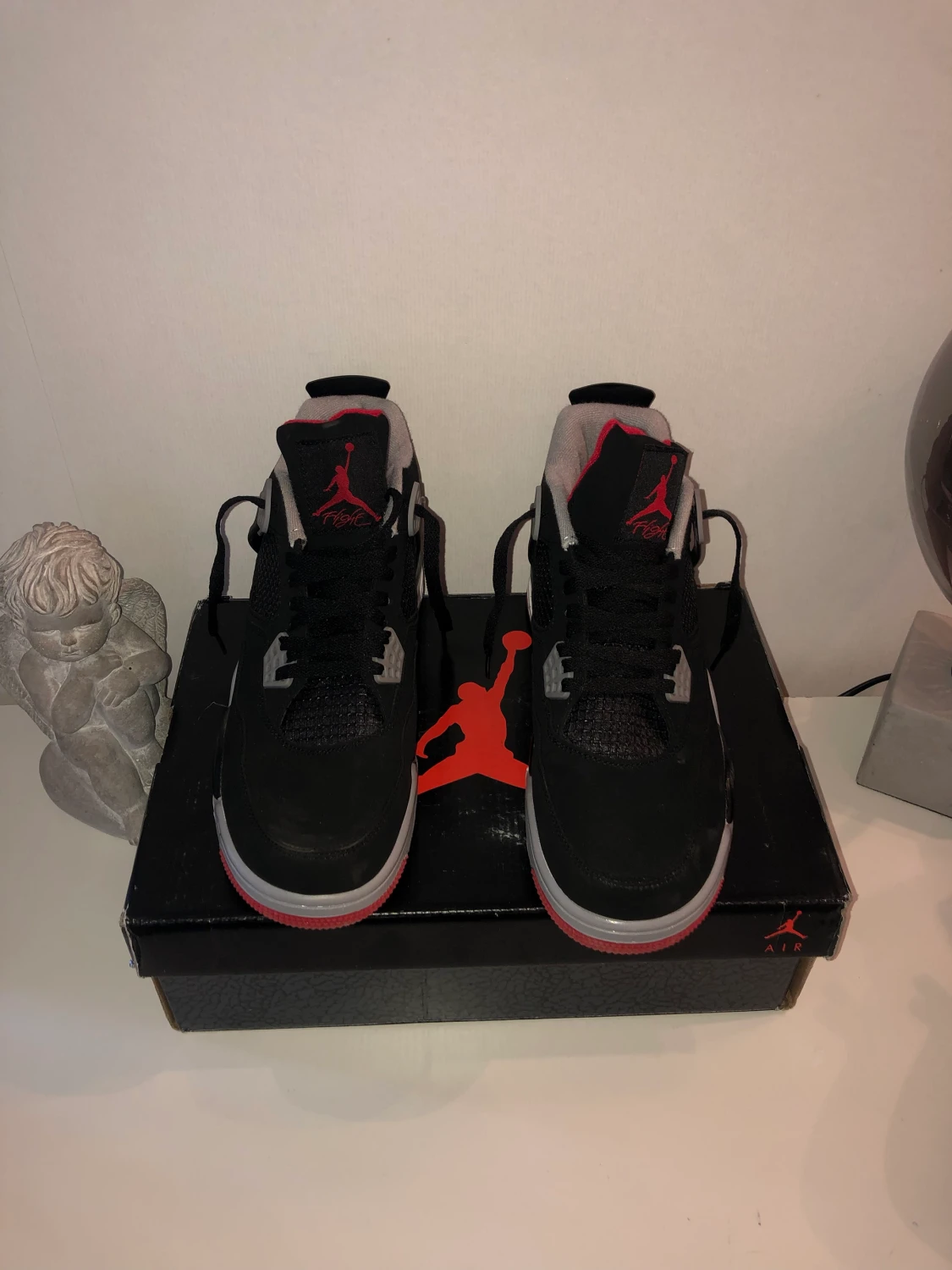 Jordan 4s retro bred - 90