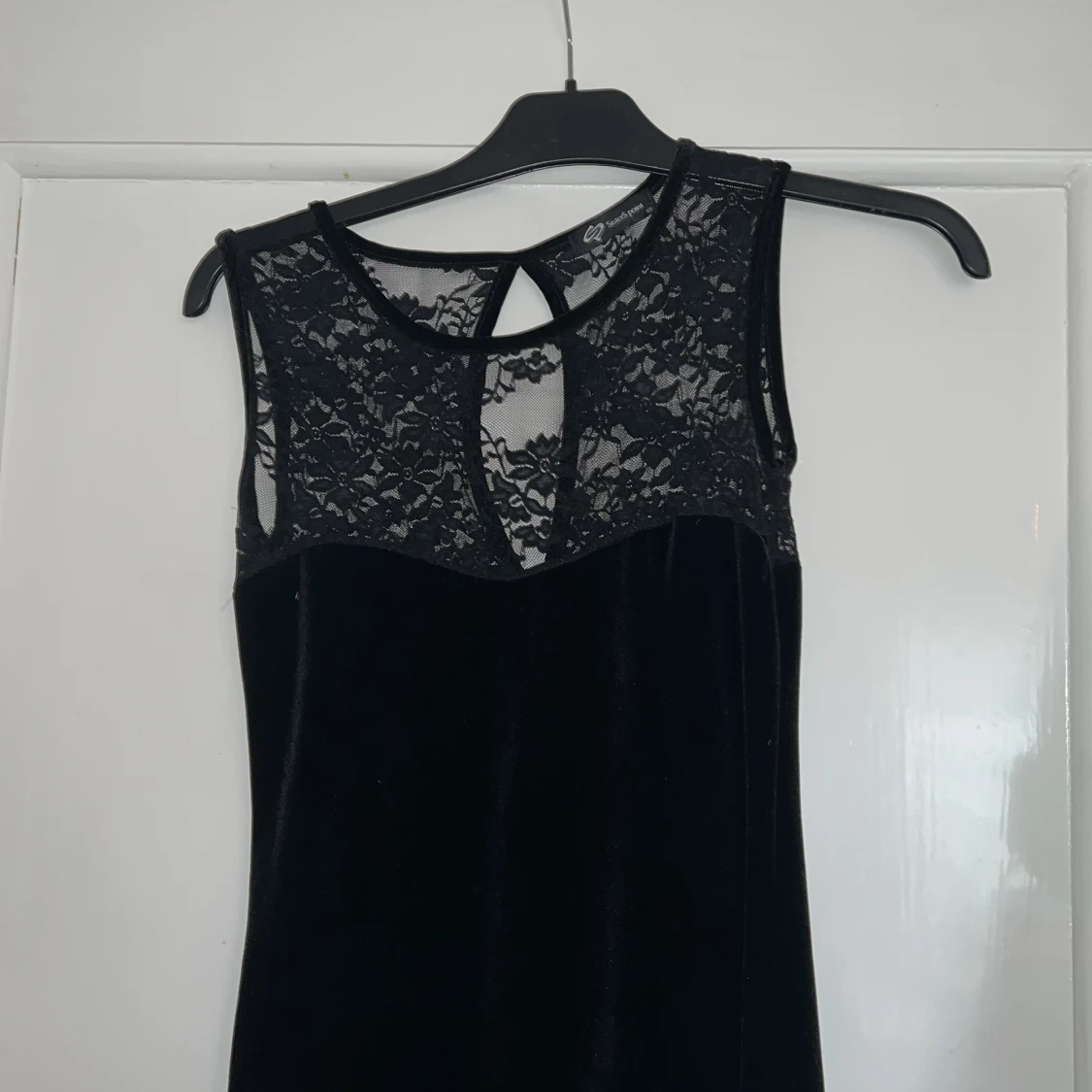 Svart klänning med spets