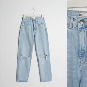 Jeans från Gina tricot helt oanvända