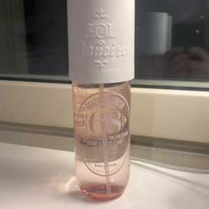Brazilian Crush parfym/mist  - Den är precis köpt och aldrig använd. Den är köpt för 425kr från lyko💗