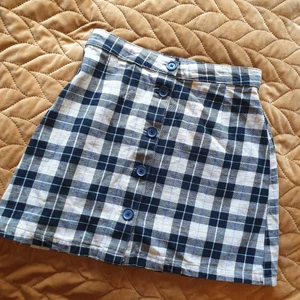 Söt rutig kort kjol  - Favoritkjolen! 🌼🙌