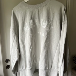 Mysig tröja - mysig tröja i fint skick. 