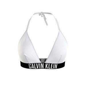 Säljer min fina calvin Klein bikini topp!😍 aldrig använd så den är därmed i perfekt skick! Säljer pågrund av att den inte passar mig och för att jag till slut aldrig använde den.  Passar både XS & S!💕