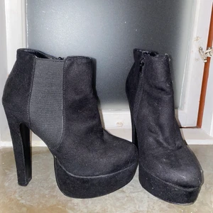 Högklackar - Sparsamt använda. 1-2 gånger