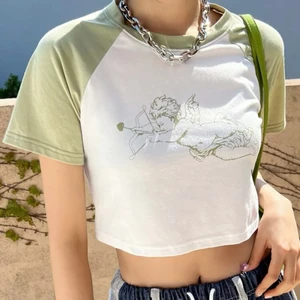 Grön vit t shirt - Skriv gärna för fler bilder 