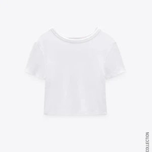 Zara - vit t-shirt, från zara aldrig använd❤️ 30kr+frakt 