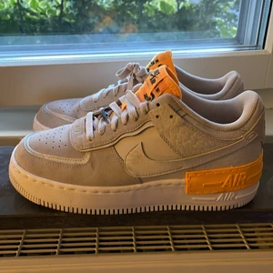 Air force 1 shadow  - Köpta mars 2020, knappt använda 
