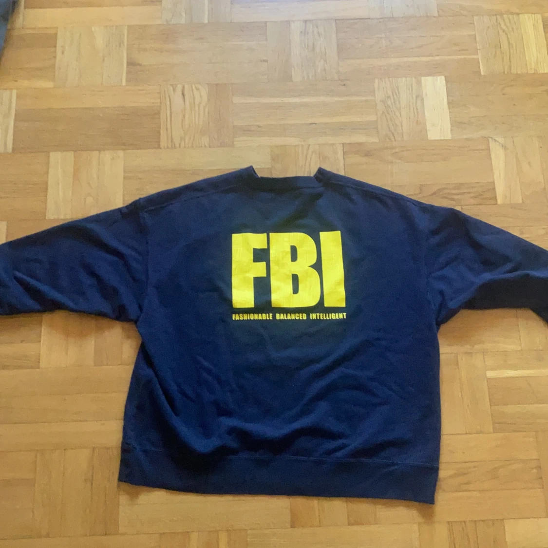Balenciaga FBI sweatshirt - 90