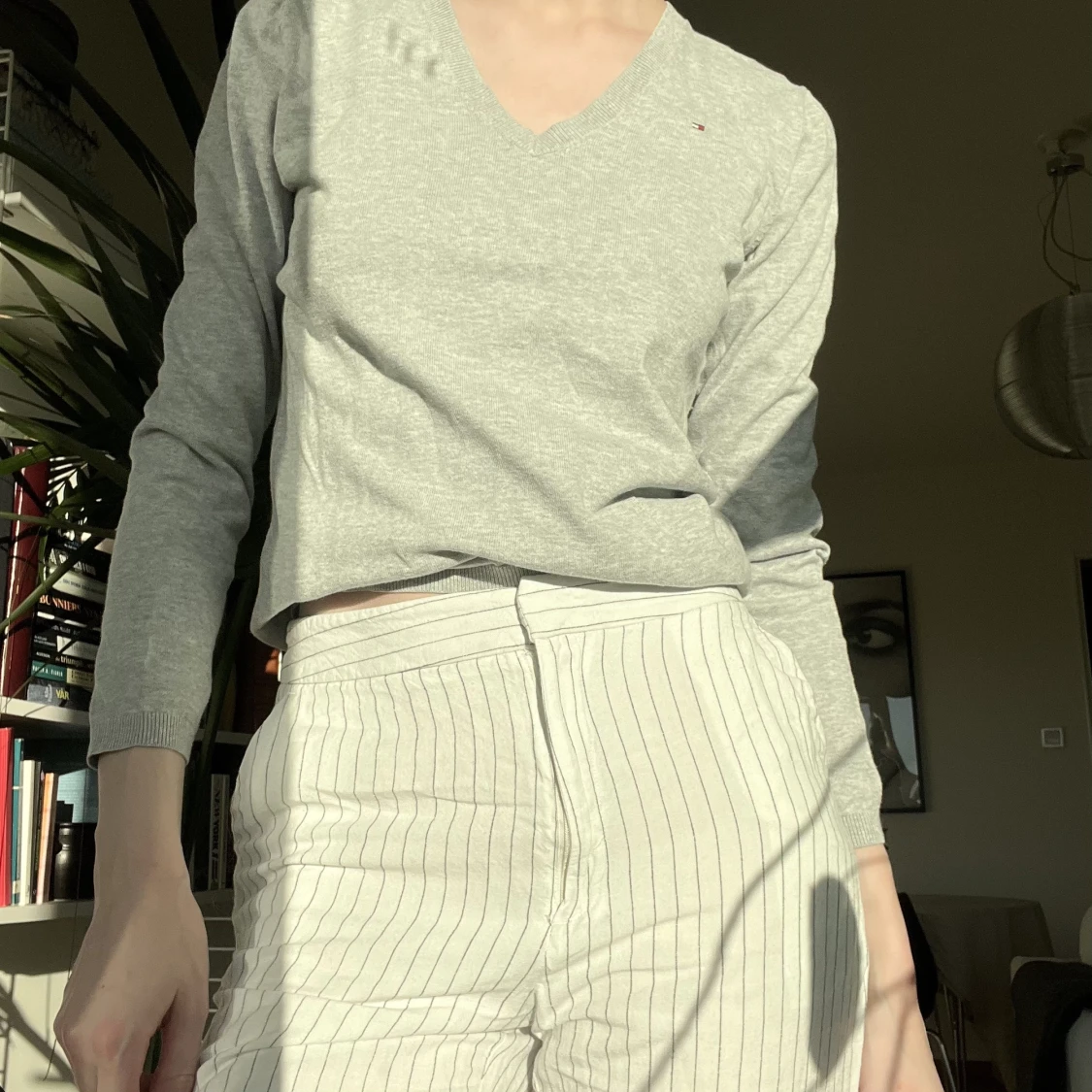 Grå tröja från Tommy Hilfiger - 91