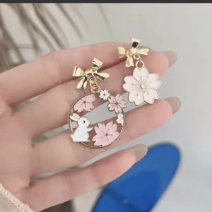 Fina enamal floral motivGuldpläterade Örhängen- 925stämplad silver nal - Fina enamal floral motiv Guldpläterade Örhängen- 925 stämplad silver nal