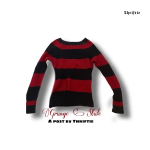 Grunge shirt~ - Den är ganska slim fit!<3 Tryck inte på köp direkt!! Skriv till mig om du är intresserad! 🫶🏻