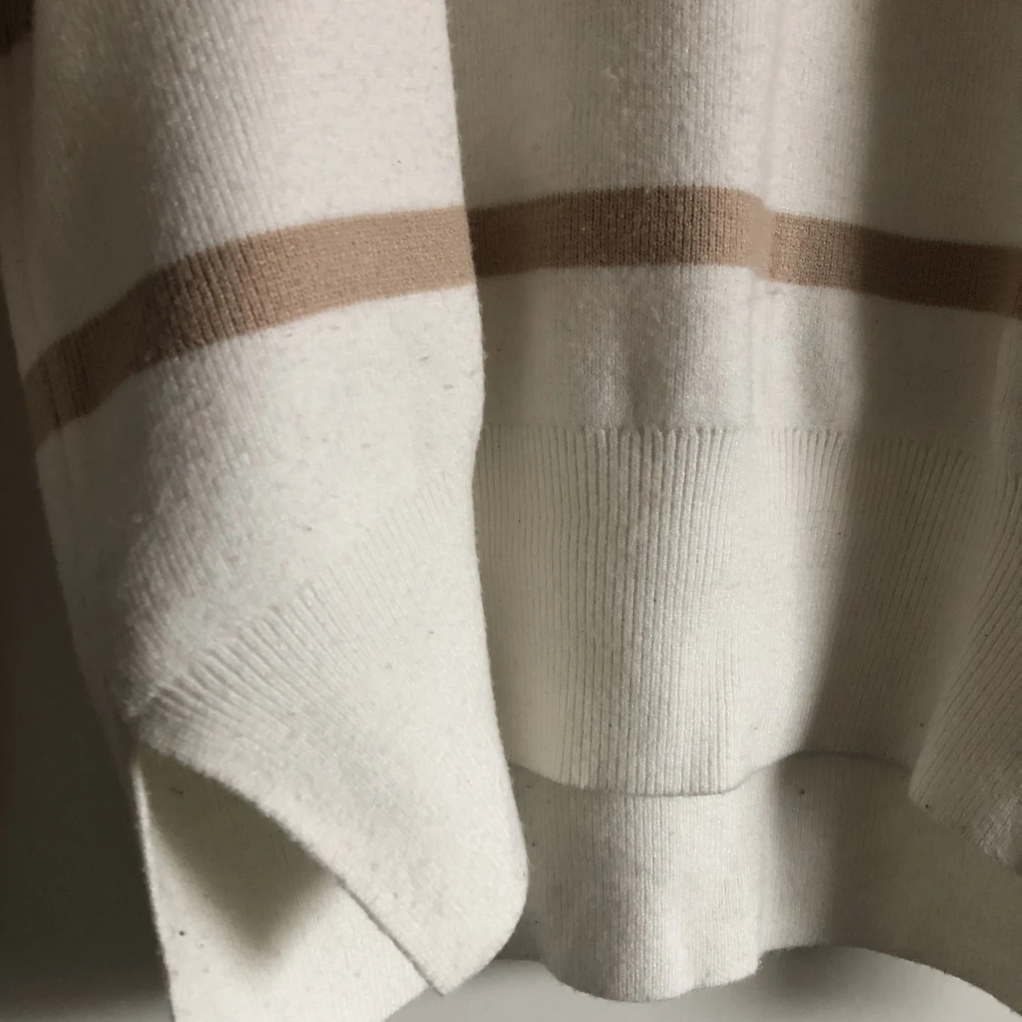 Randig stickad tröja - 91