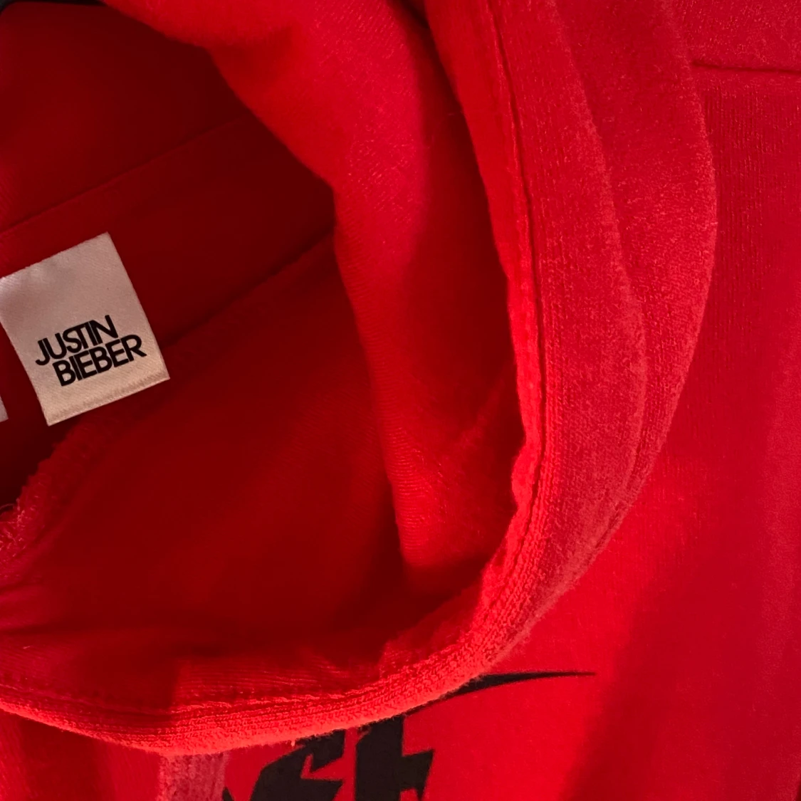 Hoodie (Justin Bieber) - 91