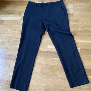 Kostymbyxor - Kostymbyxor från dressman, andvända >10 gånger.