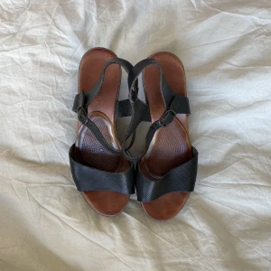 Kilklackar - Kilklackskor från Ten Points i strl 36 o begagnat skick ❤️‍🔥 